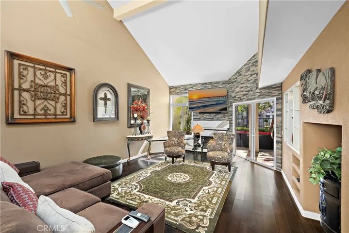 21914 Montagu, Mission Viejo, California 92692