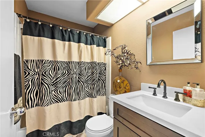 21914 Montagu, Mission Viejo, California 92692