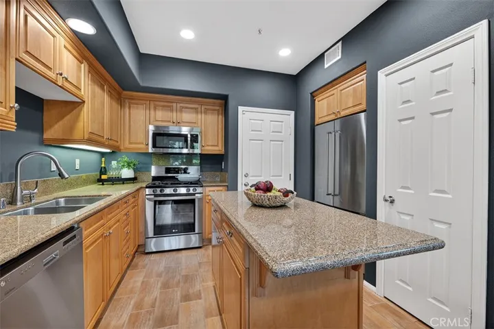 47 Nightshade, Irvine, California 92603