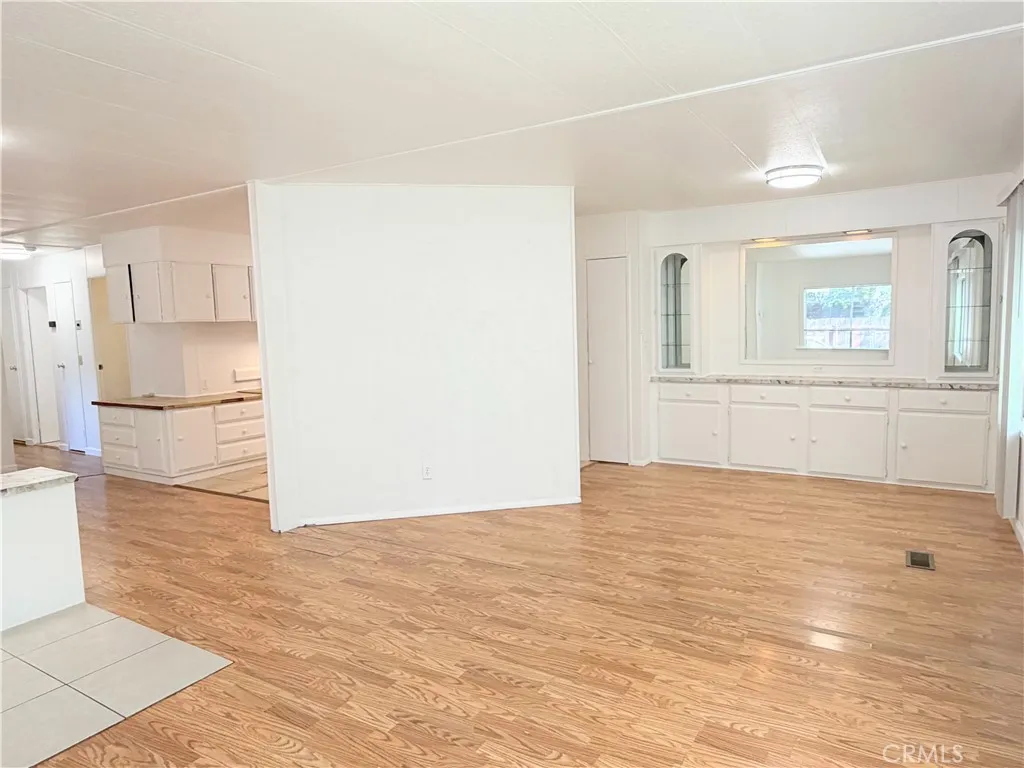Walk in to spacious open floor plan!
