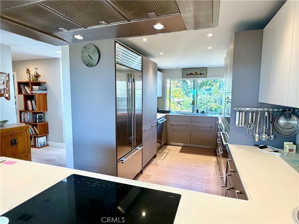 Ultra modern​​‌​​​​‌​​‌‌​​‌​​​‌‌​​​‌​​‌‌​​‌‌​​‌‌​​​​ kitchen