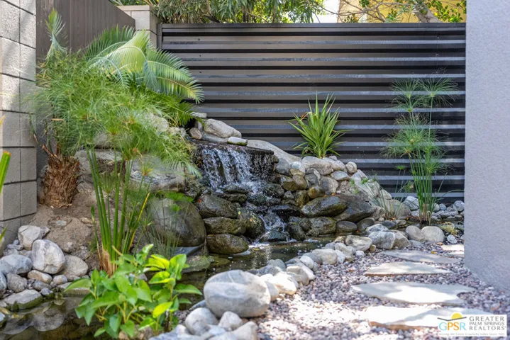 Private Waterfall - Unit 105 -