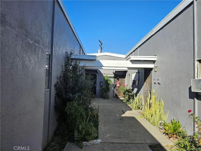 2121 W Catalina, Anaheim, California 92801