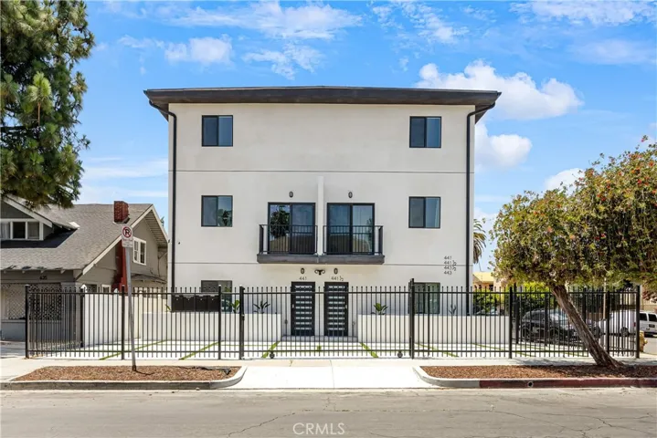 443 N Harvard Boulevard 1/2, Los Angeles, California 90004
