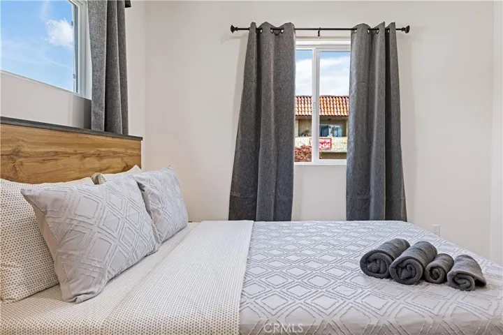 443 N Harvard Boulevard 1/2, Los Angeles, California 90004