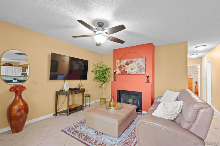5700 Bates St 6, San Diego, California 92115