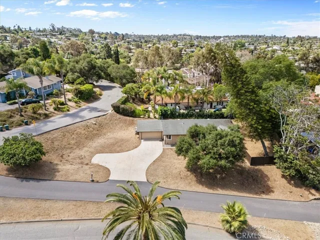 213 Beaumont, Vista, California 92084