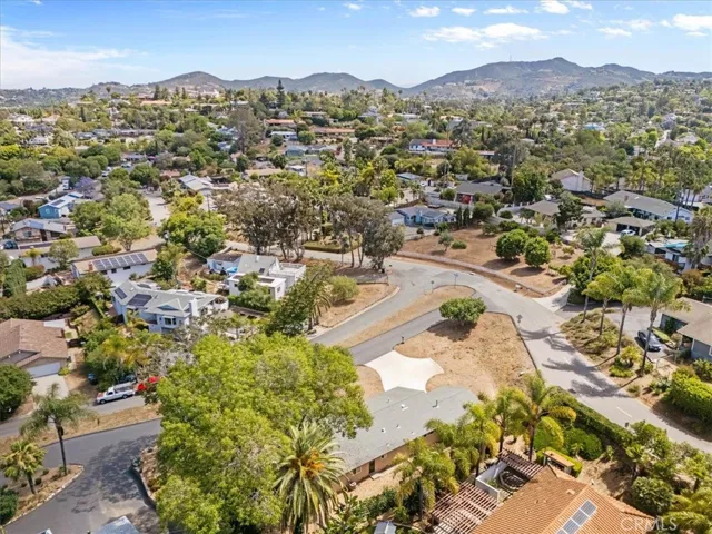 213 Beaumont, Vista, California 92084
