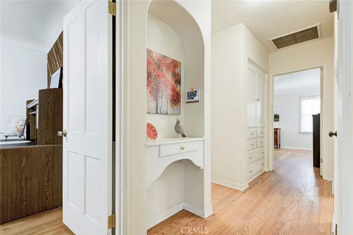 905 Alma Street, Glendale, California 91202