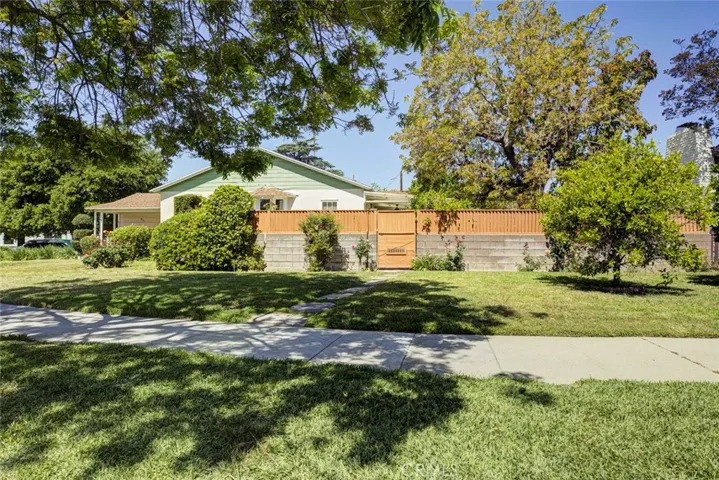 905 Alma Street, Glendale, California 91202