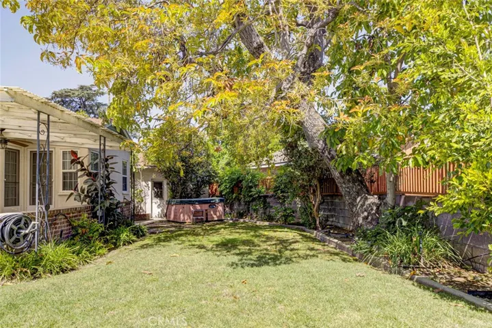 905 Alma Street, Glendale, California 91202