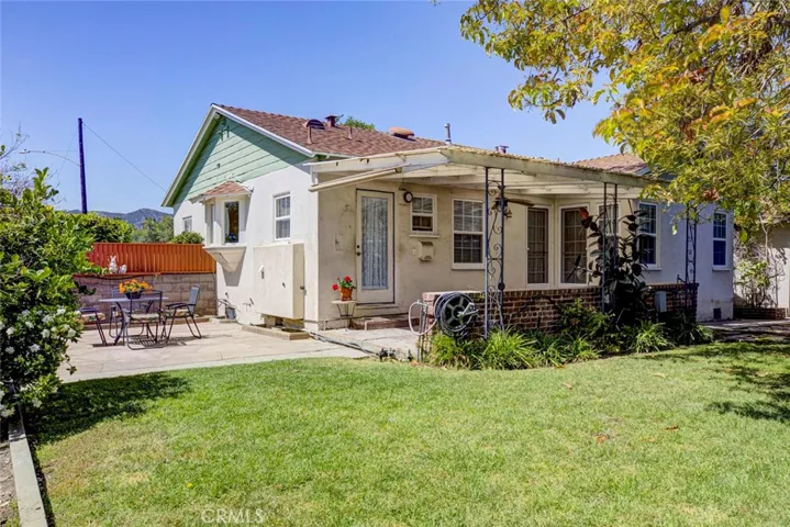 905 Alma Street, Glendale, California 91202