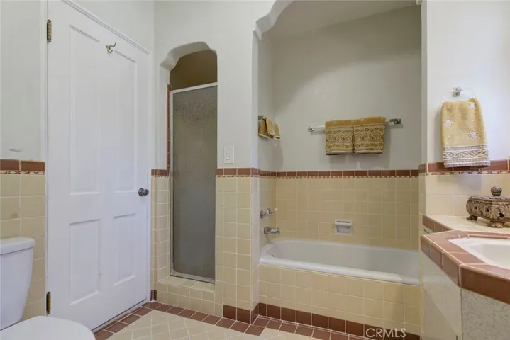 905 Alma Street, Glendale, California 91202