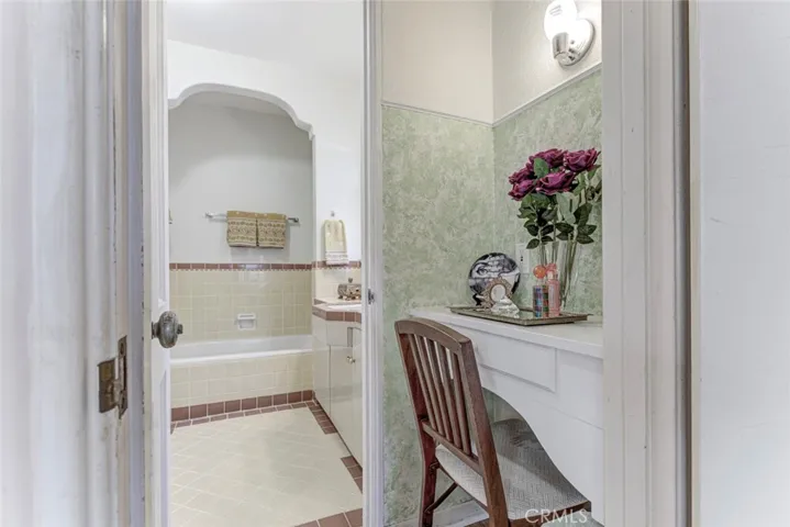 905 Alma Street, Glendale, California 91202