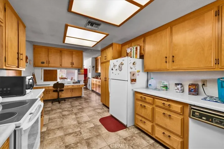 7461 Cibola, Yucca Valley, California 92284
