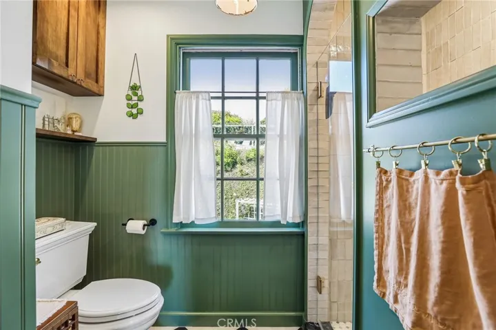 Upstairs Bathroom