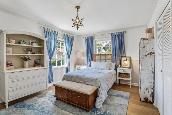 Upstairs Bedroom #2