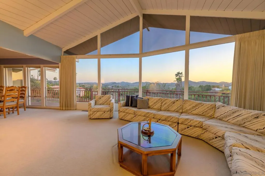 Bright, open living room w/ Sunset View