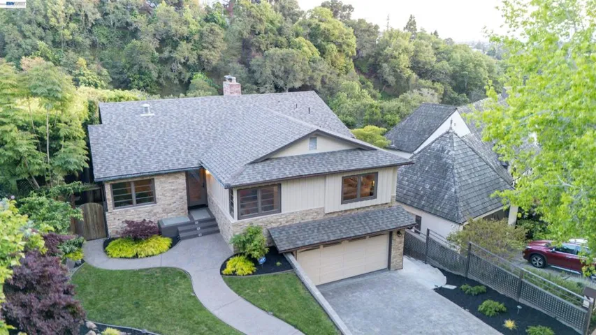 70 St James Pl, Piedmont, California 94611