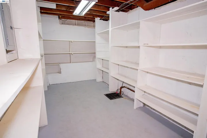 70 St James Pl, Piedmont, California 94611