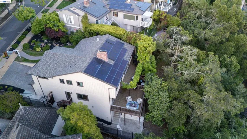 70 St James Pl, Piedmont, California 94611