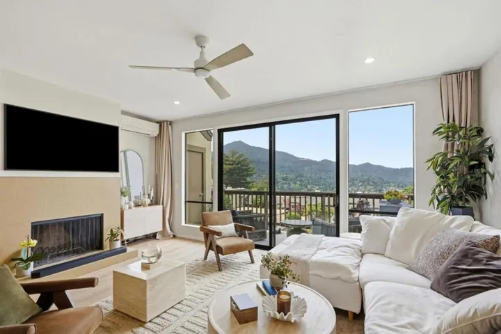 34 Corte Oriental, Greenbrae, California 94904