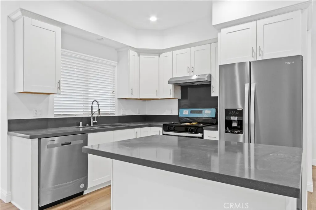 gallery-image 3
