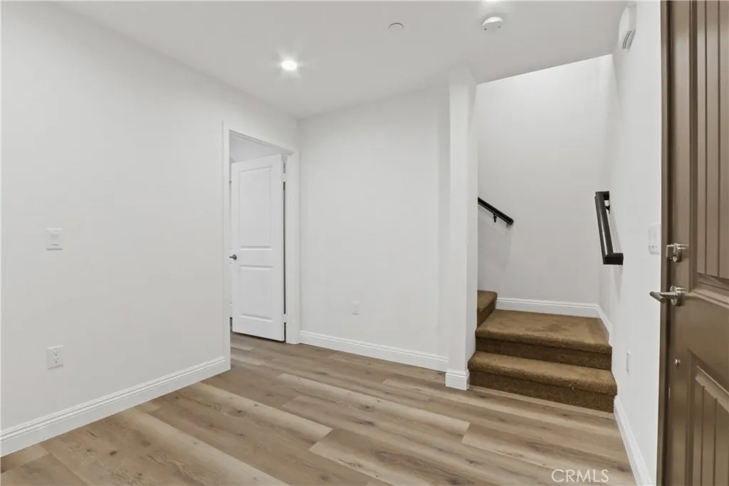 gallery-image 4