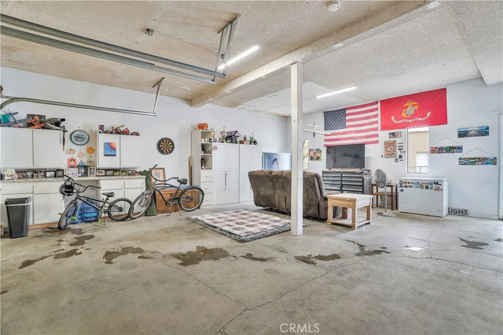 main house garage