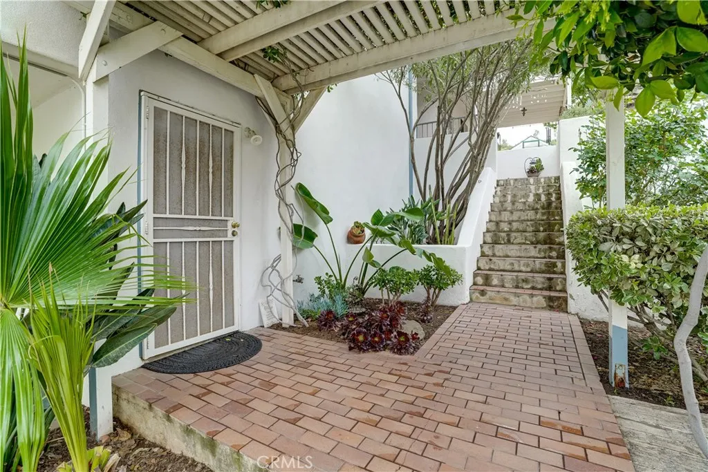 main house den entrance