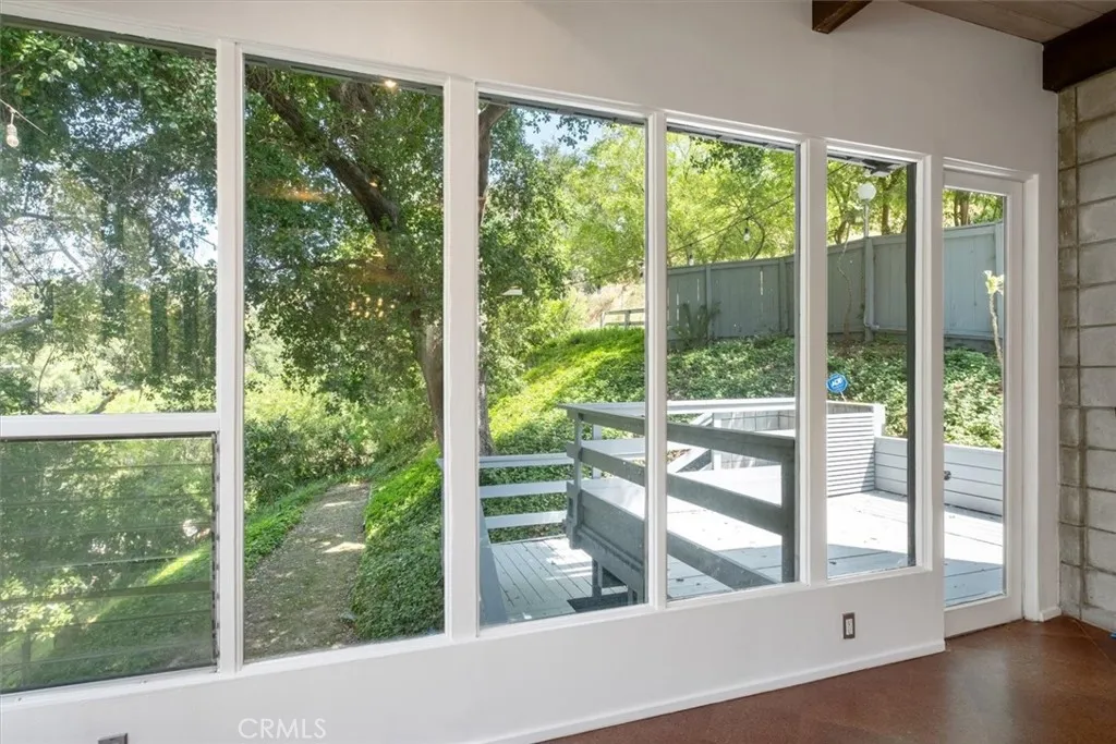 3946 Alta Mesa Drive, Studio City, California 91604 — photo 5