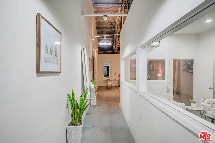 2330 S Broadway 101b, Los Angeles, California 90007