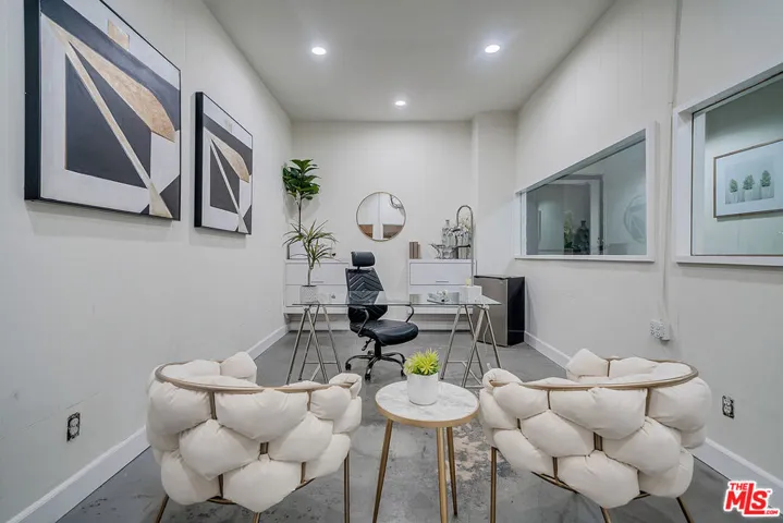 2330 S Broadway 101b, Los Angeles, California 90007