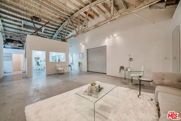 2330 S Broadway 101b, Los Angeles, California 90007