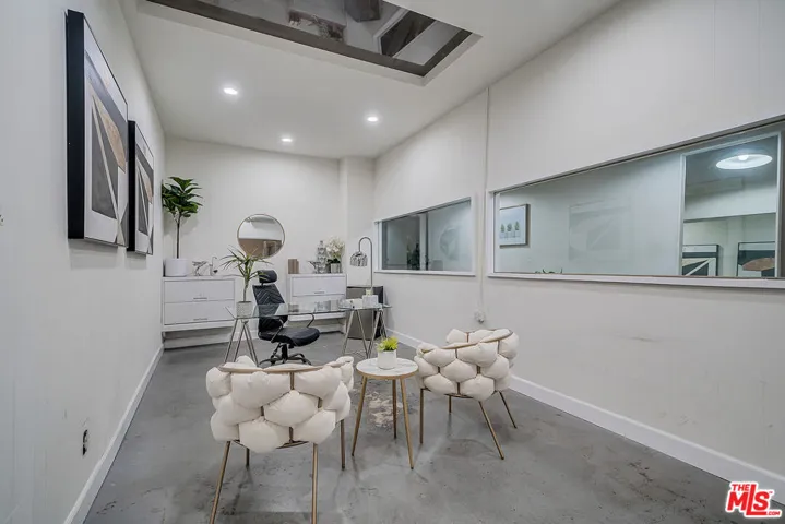 2330 S Broadway 101b, Los Angeles, California 90007