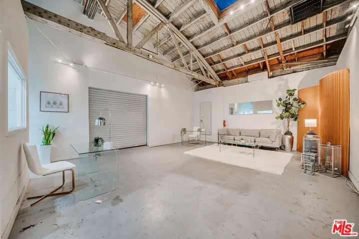 2330 S Broadway 101b, Los Angeles, California 90007
