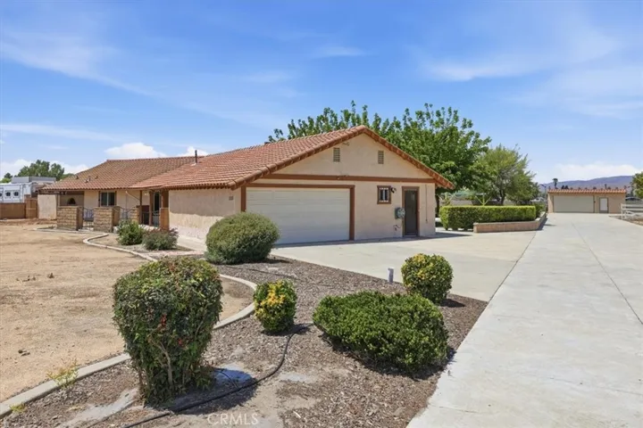 1155 N Lyon, Hemet, California 92543