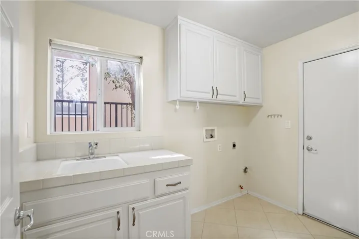 20600 Vercelli Way, Porter Ranch, California 91326