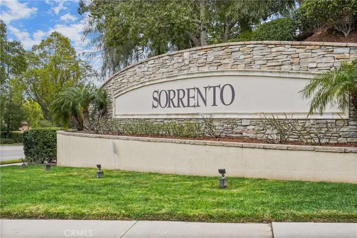 20600 Vercelli Way, Porter Ranch, California 91326