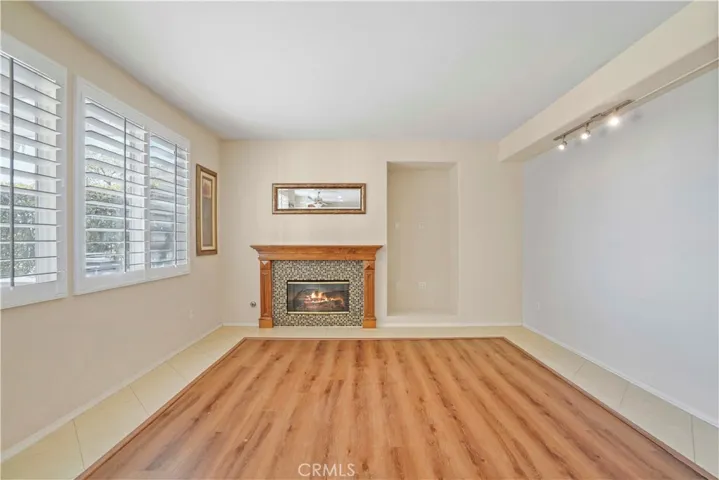20600 Vercelli Way, Porter Ranch, California 91326