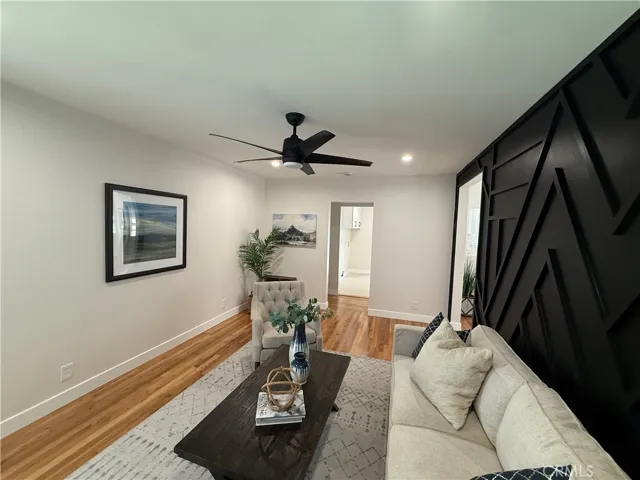 6038 Loomis, Lakewood, California 90713