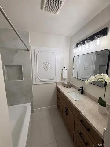 6038 Loomis, Lakewood, California 90713