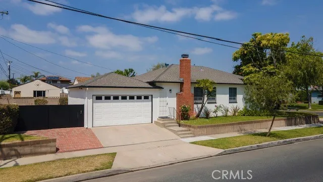 6038 Loomis, Lakewood, California 90713