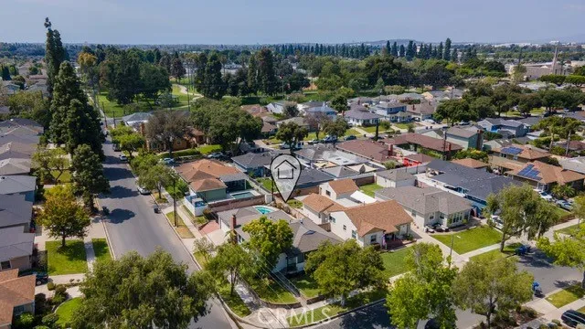 6038 Loomis, Lakewood, California 90713