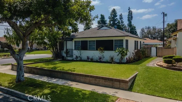 6038 Loomis, Lakewood, California 90713