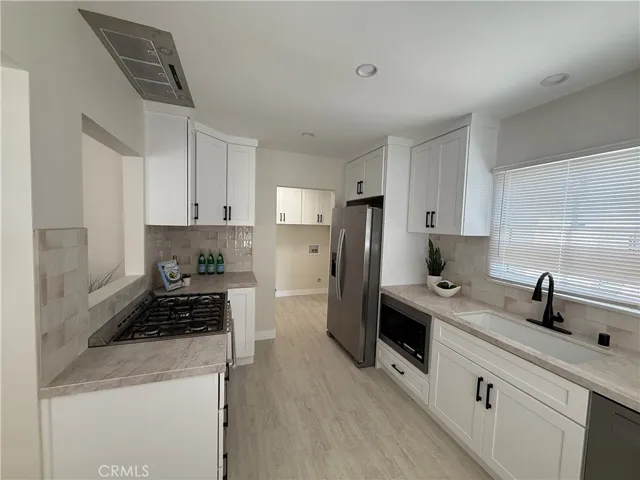 6038 Loomis, Lakewood, California 90713