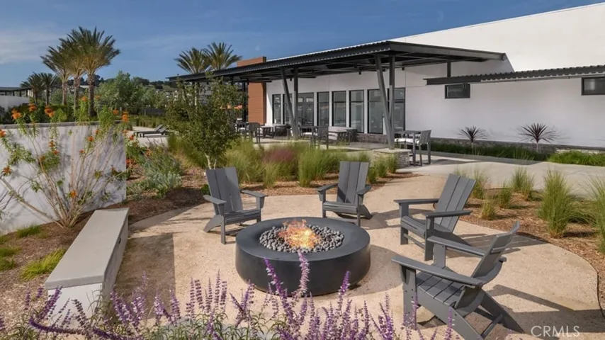 Common area fire pit
