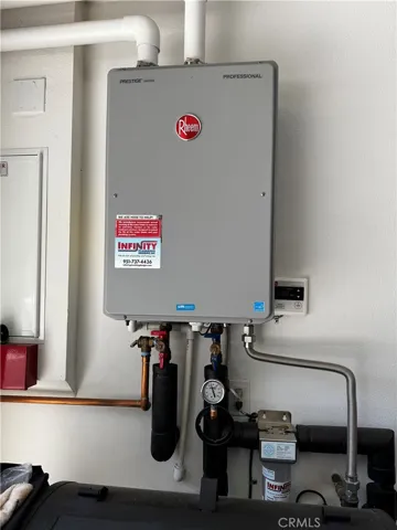 Tankless water heater