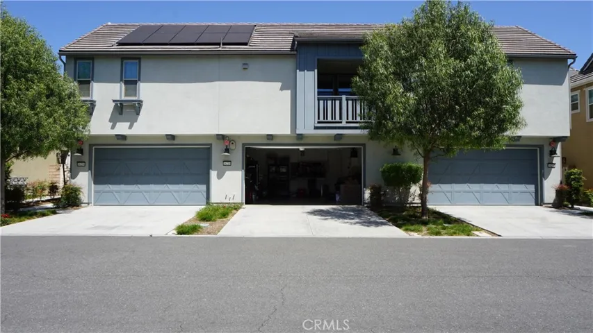 Attached 2 car garage with driveway