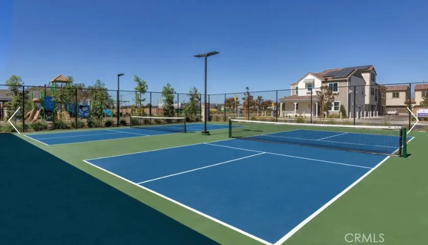 Meadowhouse pickleball court